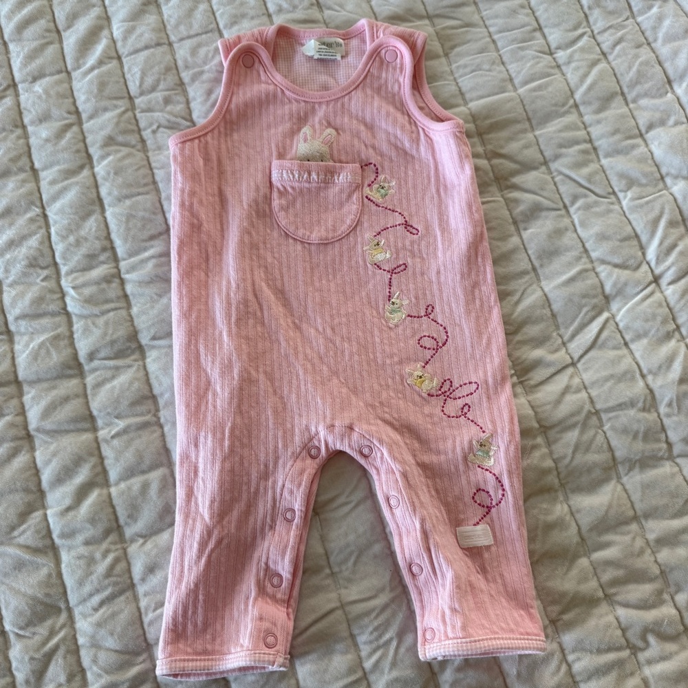 VINTAGE CARTERS Soft pastel  pink baby romper with bunny and flower embroidery
